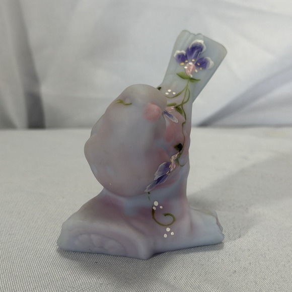 Fenton Pink Burmese Art Glass Bird On A Log Hand Painted Figurine Floral Signed - Picture 2 of 11